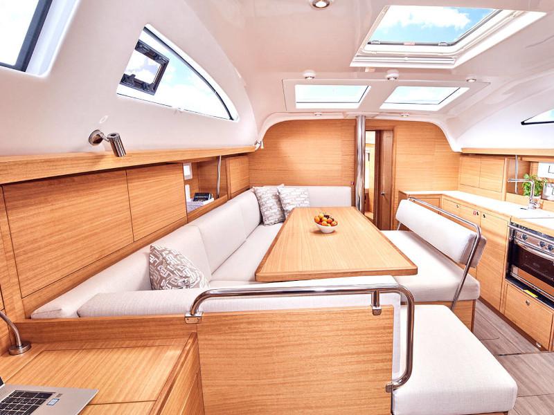 Book yachts online - sailboat - Elan Impression 45.1 - Marialen - rent