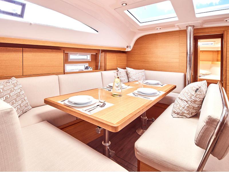 Book yachts online - sailboat - Elan Impression 45.1 - Marialen - rent