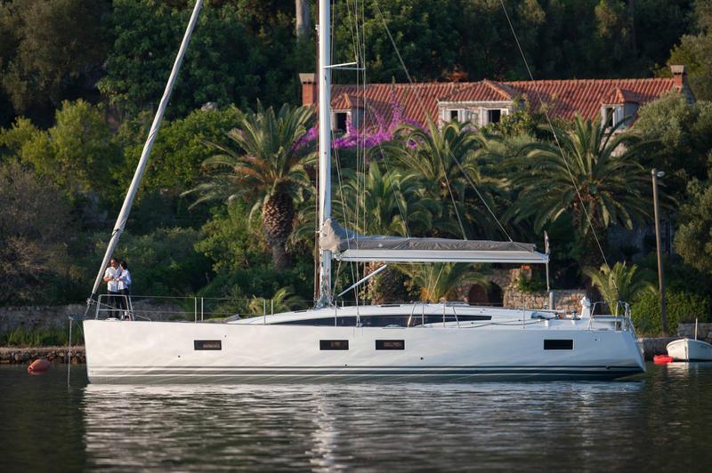 Book yachts online - sailboat - Jeanneau 54 - no name 2 - BLUE HULL, AC+GEN., UNDERWATER LIGHTS - rent