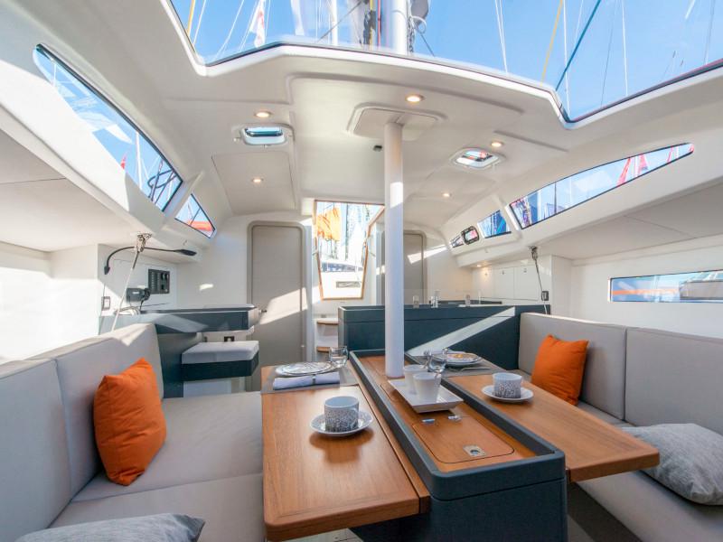 Book yachts online - sailboat - RM 970 - HIBIKI - rent