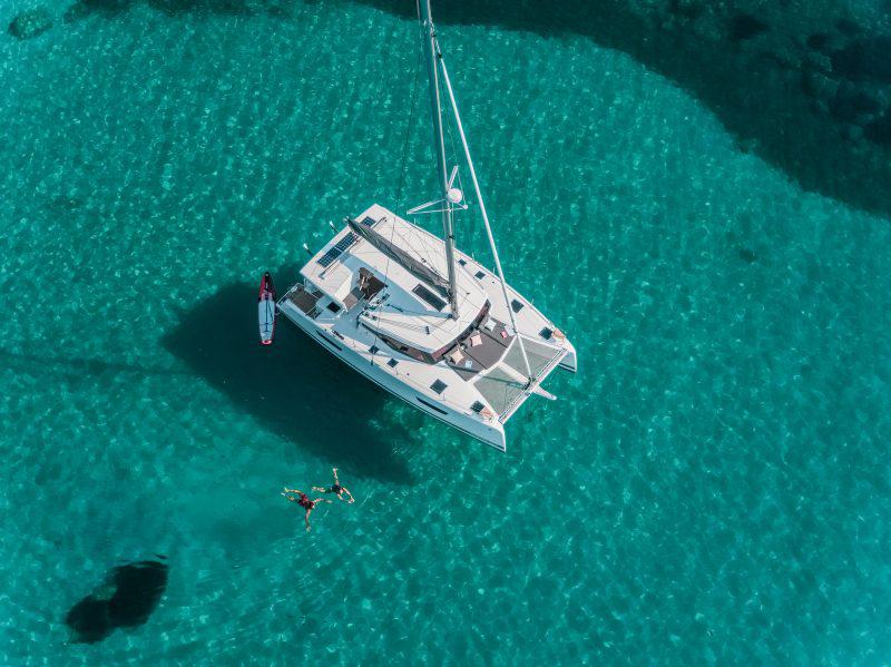Book yachts online - catamaran - Fountaine Pajot Isla 40 - Isla (Wm+Solar Pan) - rent