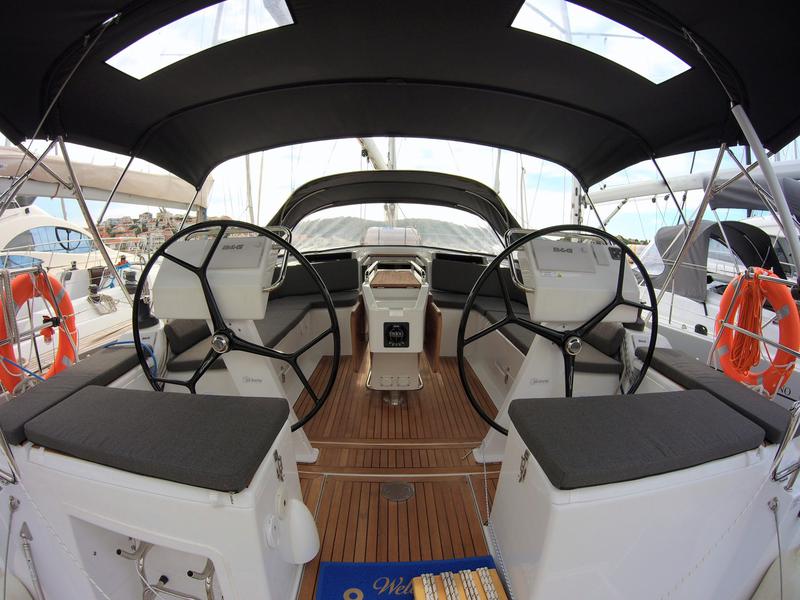 Book yachts online - sailboat - Hanse 455 - My Portofino - rent