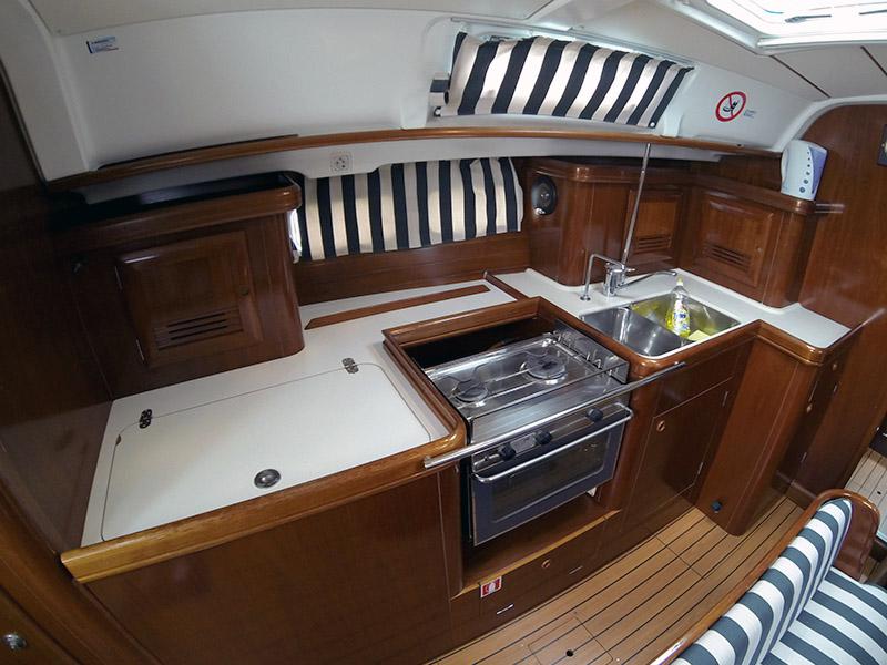 Book yachts online - sailboat - Oceanis Clipper 411 - Ana Maria (Sails 2020) - rent