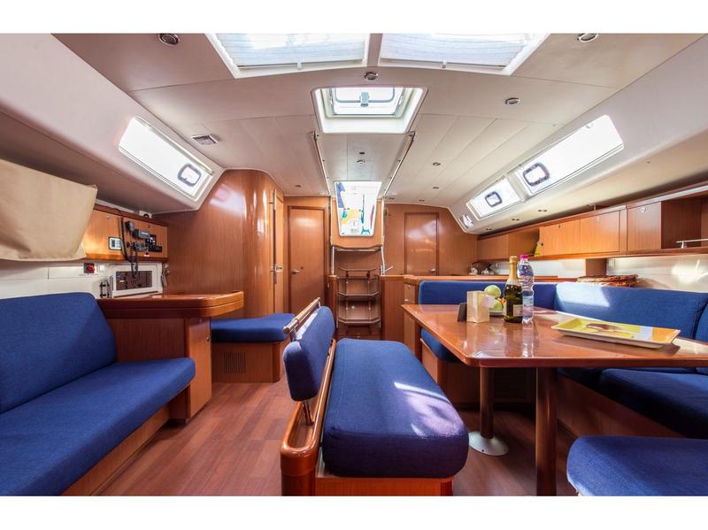 Book yachts online - sailboat - Oceanis 54 I - Oceanis 54 sir Skippered - rent