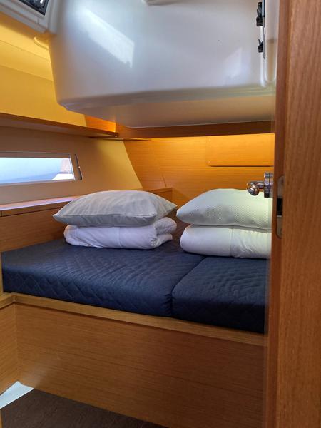 Book yachts online - sailboat - Dufour 470 - Potter - rent