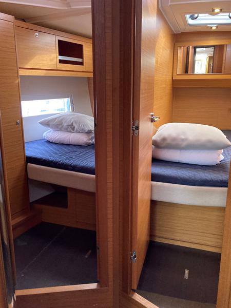 Book yachts online - sailboat - Dufour 470 - Potter - rent