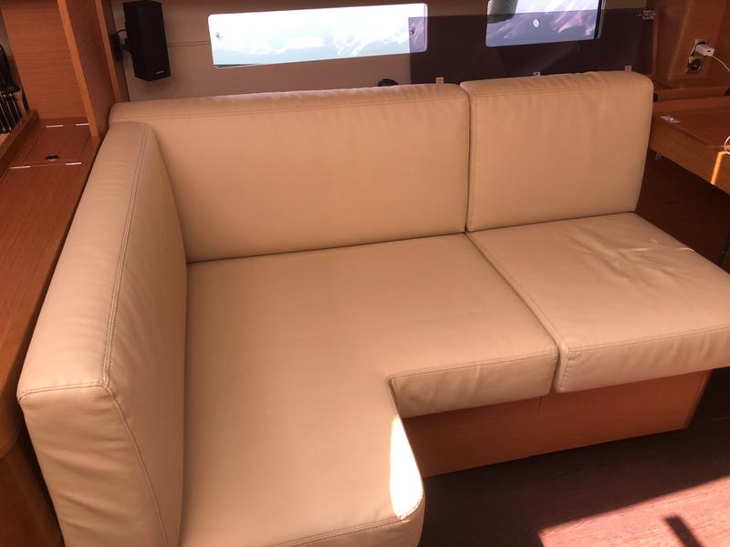 Book yachts online - sailboat - Dufour 56 Exclusive 2021 - Silente - rent