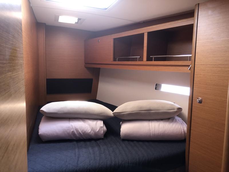 Book yachts online - sailboat - Dufour 56 Exclusive 2021 - Silente - rent