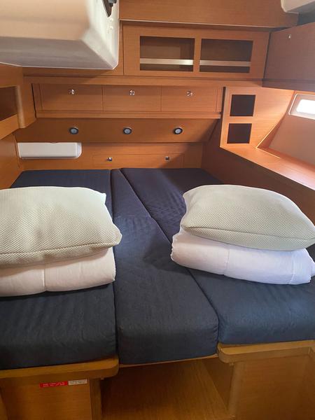 Book yachts online - sailboat - Dufour 56 Exclusive 2021 - Silente - rent