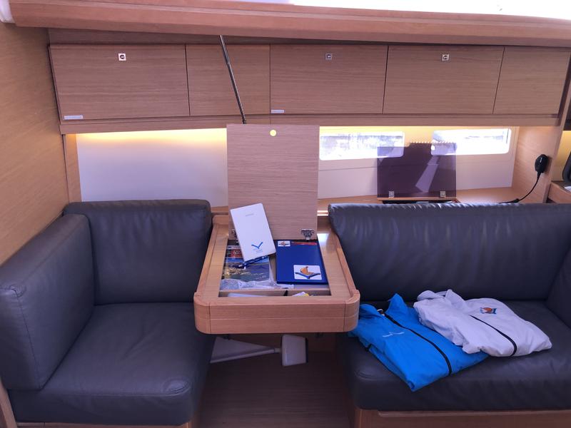 Book yachts online - sailboat - Dufour 412 Grand large - Wanderlust - rent