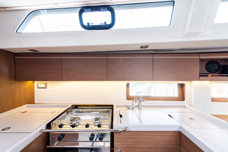 Book yachts online - sailboat - Oceanis 51.1 - Atman  - A/C &amp; Generator - rent