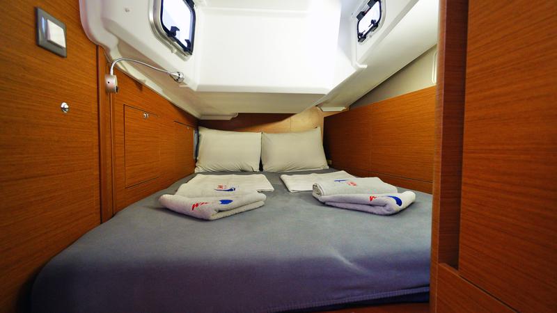 Book yachts online - sailboat - Sun Odyssey 410 - Sail Me - rent