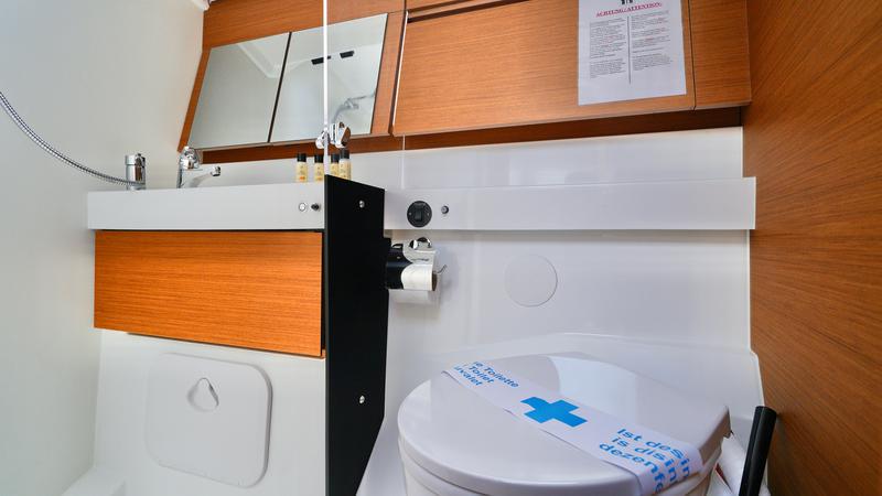 Book yachts online - sailboat - Sun Odyssey 410 - Sail Me - rent