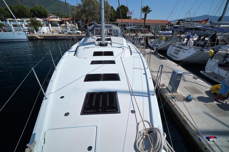 Book yachts online - sailboat - Jeanneau 64 - Freedom - rent