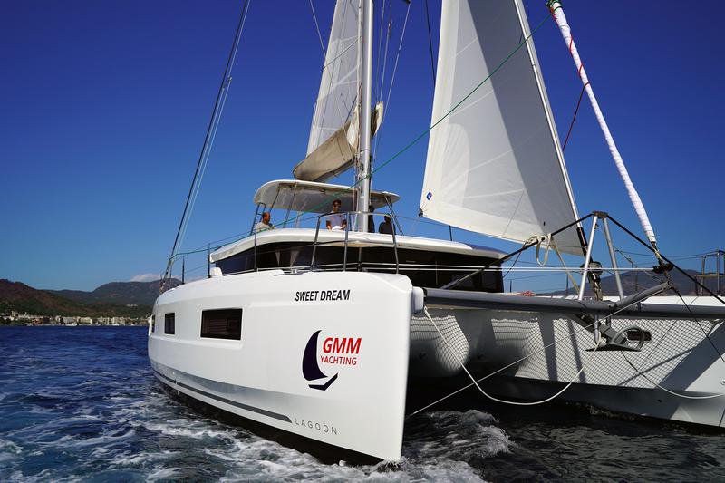 Book yachts online - catamaran - Lagoon 46 - Sweet Dream - rent