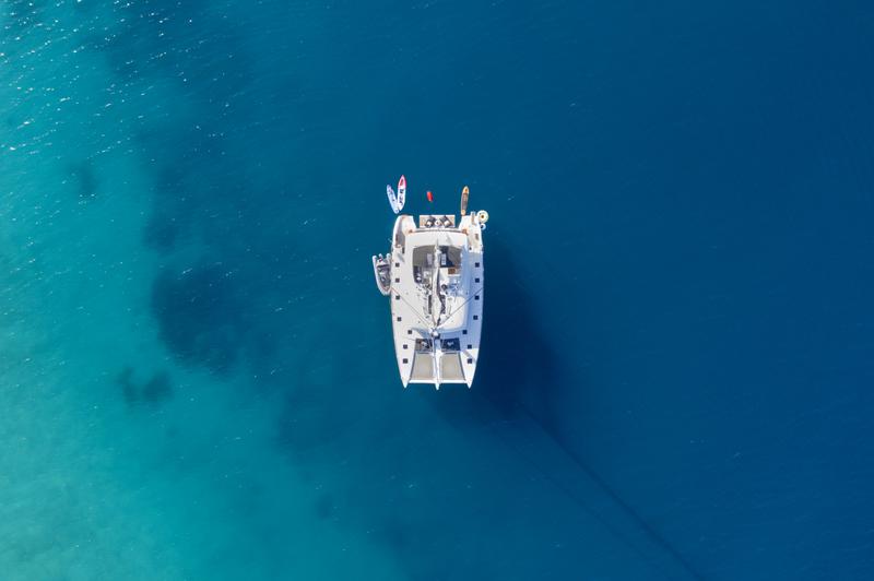 Book yachts online - catamaran - Lagoon 620 - PHANTOM - rent