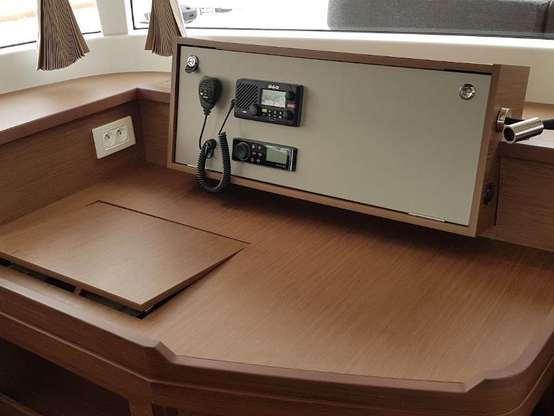 Book yachts online - catamaran - Lagoon 450F (A/C+WaterMaker+GEN) - Wentura - rent