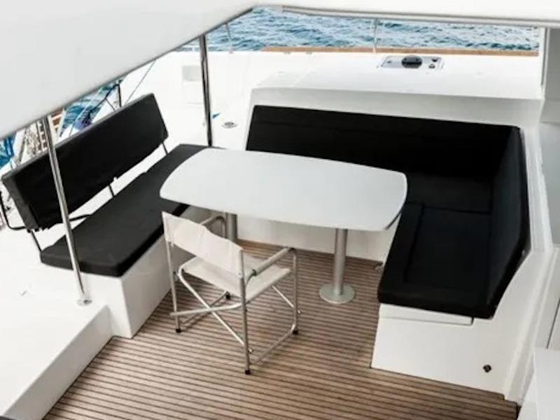 Book yachts online - catamaran - Lagoon 450F (A/C+WaterMaker+GEN) - Wentura - rent