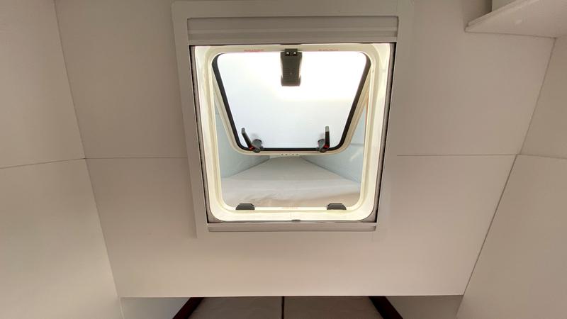 Book yachts online - catamaran - Lagoon 40 - Sunrise - rent