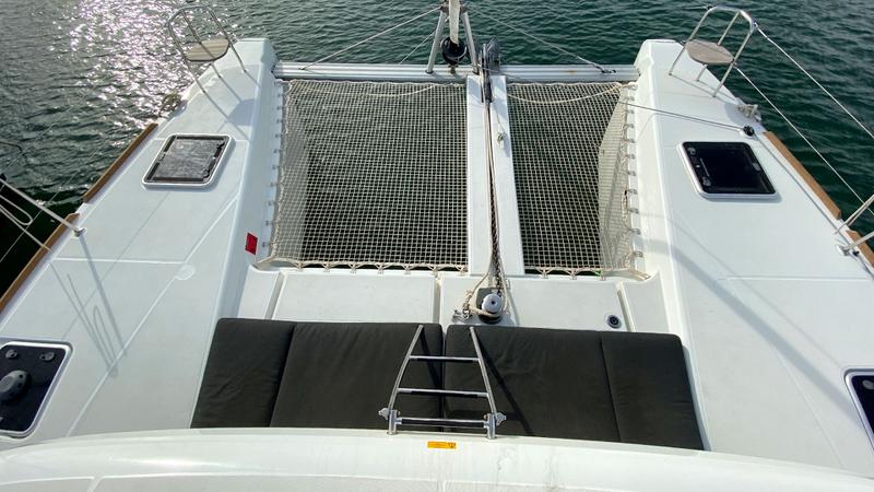 Book yachts online - catamaran - Lagoon 40 - Sunrise - rent