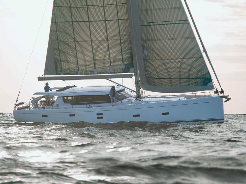 Book yachts online - sailboat - Moody 54 - Adventuro - rent