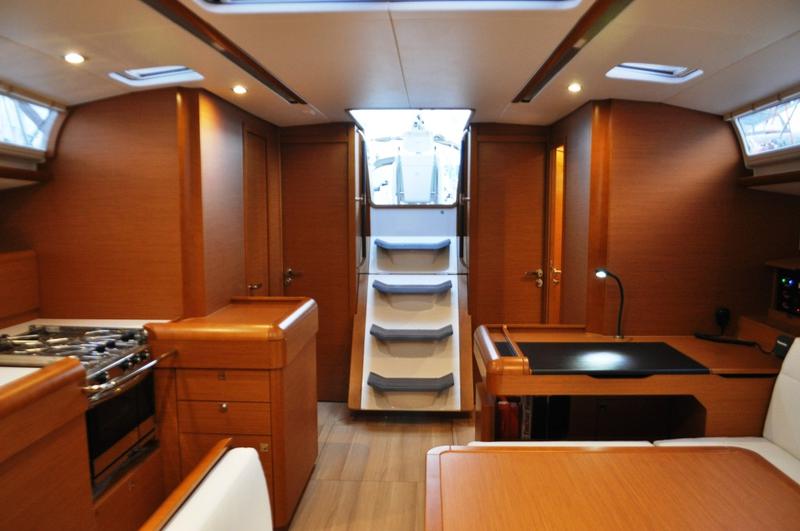 Book yachts online - sailboat - Sun Odyssey 519 - SUN ODYSSEY 519 (2016) - ATH - rent