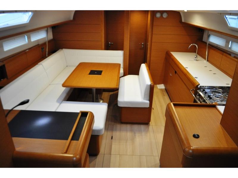 Book yachts online - sailboat - Sun Odyssey 519 - SUN ODYSSEY 519 (2016) - ATH - rent
