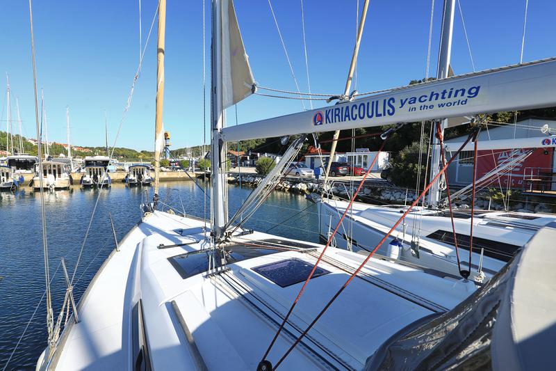 Book yachts online - sailboat - Dufour 382 - Wanderlust - rent