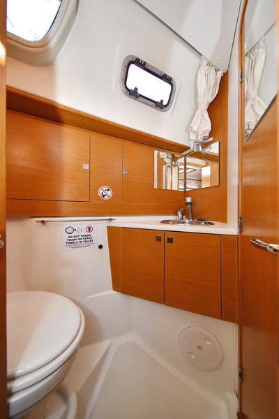 Book yachts online - sailboat - Dufour 382 - Sunset - rent