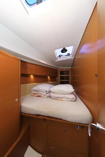 Book yachts online - sailboat - Dufour 382 - Sunset - rent