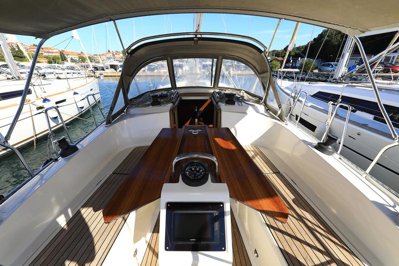 Book yachts online - sailboat - Bavaria Cruiser 37 (2) - Spagi &amp; Lidi - rent
