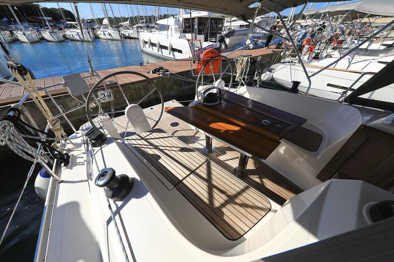 Book yachts online - sailboat - Bavaria Cruiser 37 (2) - Spagi &amp; Lidi - rent