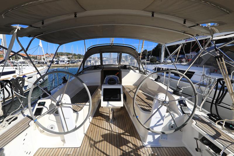 Book yachts online - sailboat - Bavaria Cruiser 37 (2) - Spagi &amp; Lidi - rent