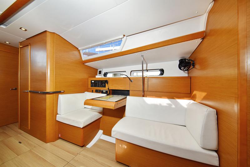 Book yachts online - sailboat - Sun Odyssey 449 - Canne Bleue - rent