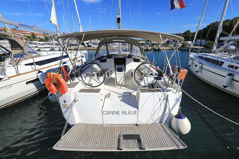 Book yachts online - sailboat - Sun Odyssey 449 - Canne Bleue - rent