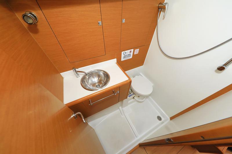 Book yachts online - sailboat - Sun Odyssey 449 - Canne Bleue - rent