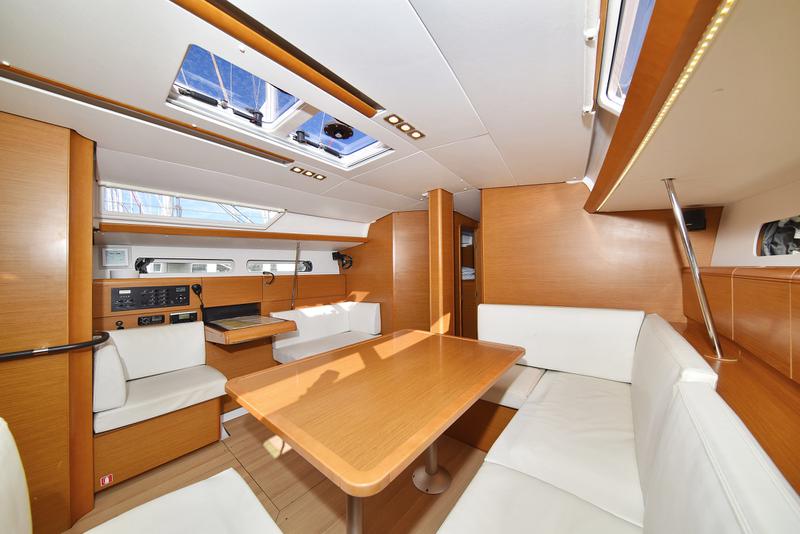 Book yachts online - sailboat - Sun Odyssey 449 - Canne Bleue - rent