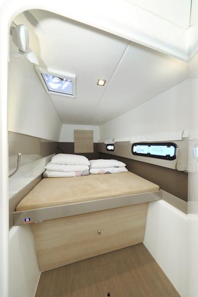 Book yachts online - catamaran - Bali 4.1 - Alinator III - rent