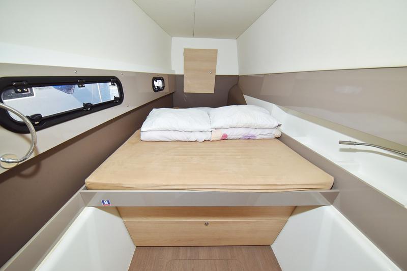 Book yachts online - catamaran - Bali 4.1 - Alinator III - rent