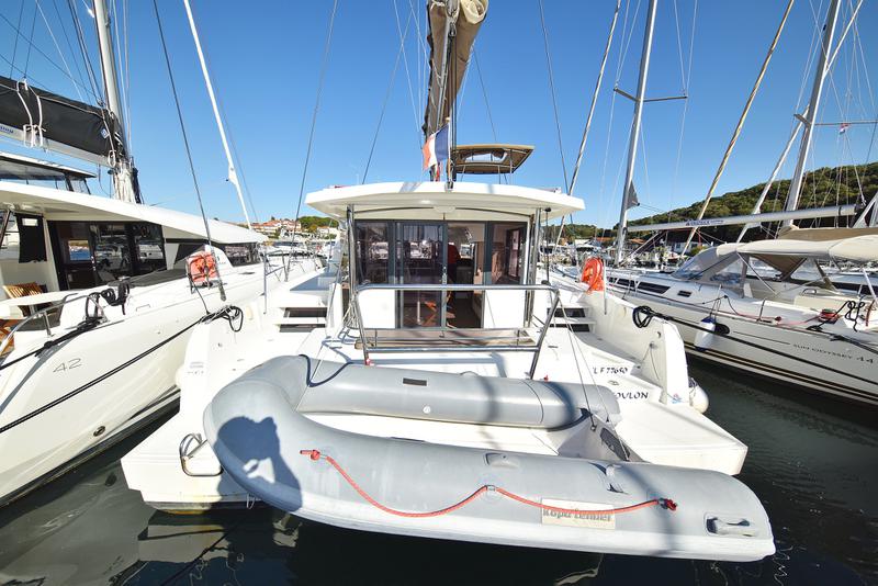 Book yachts online - catamaran - Bali 4.1 - Alinator III - rent