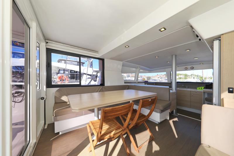 Book yachts online - catamaran - Bali 4.1 - Alinator III - rent