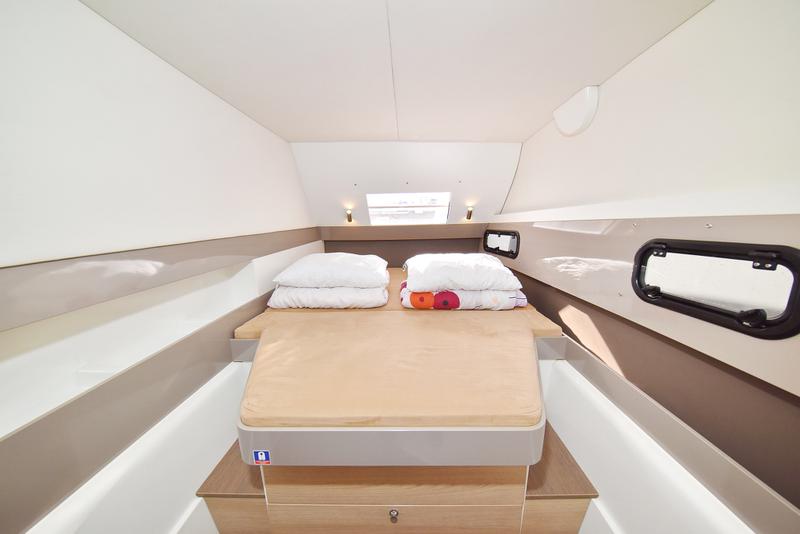 Book yachts online - catamaran - Bali 4.1 - Alinator III - rent