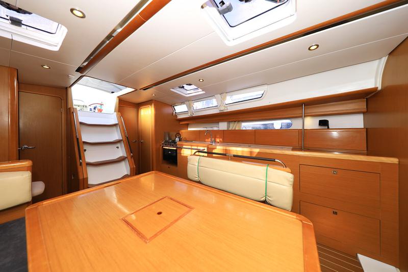 Book yachts online - sailboat - Sun Odyssey 44 i - Sveamare - rent