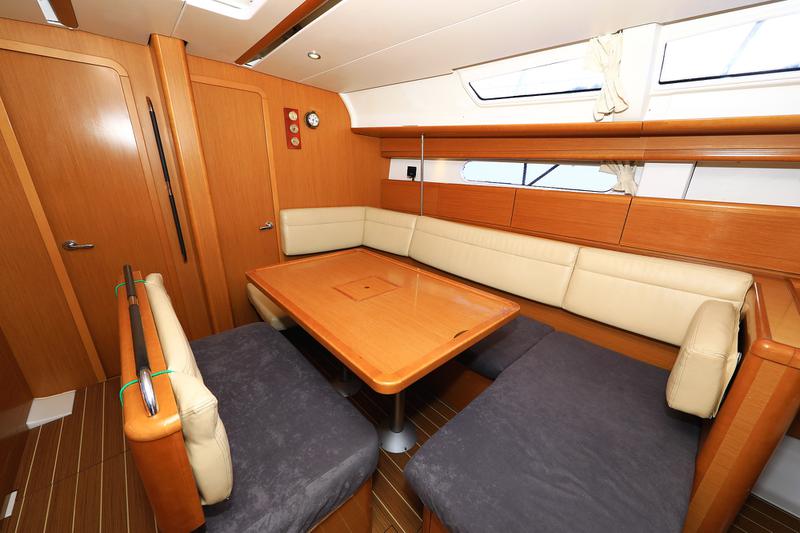 Book yachts online - sailboat - Sun Odyssey 44 i - Sveamare - rent