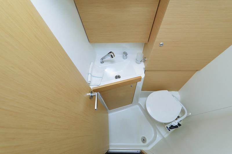 Book yachts online - sailboat - Oceanis 38.1 - Reya - rent