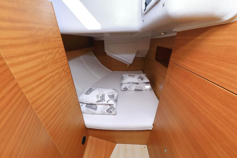 Book yachts online - sailboat - Elan Impression 50.1 - Athena - rent