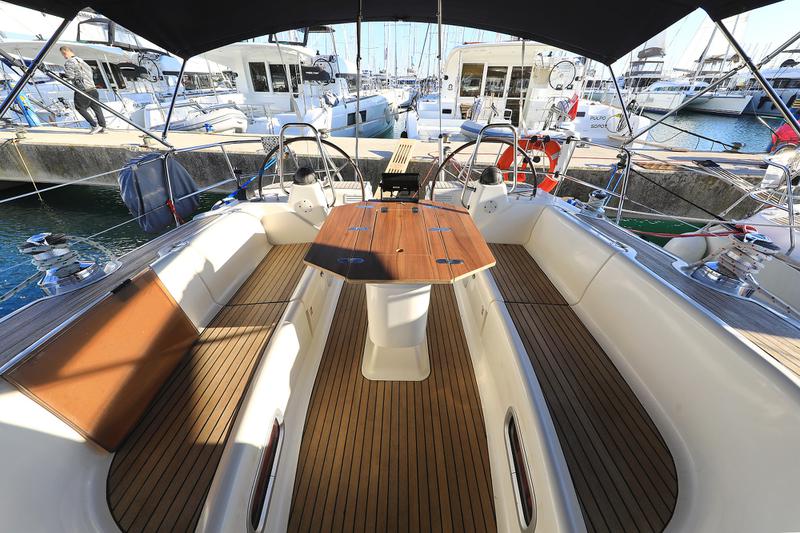 Book yachts online - sailboat - Bavaria 50 - MUSKAT - rent