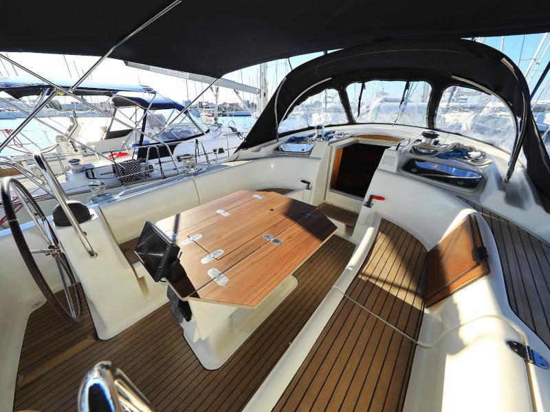 Book yachts online - sailboat - Bavaria 50 - MUSKAT - rent