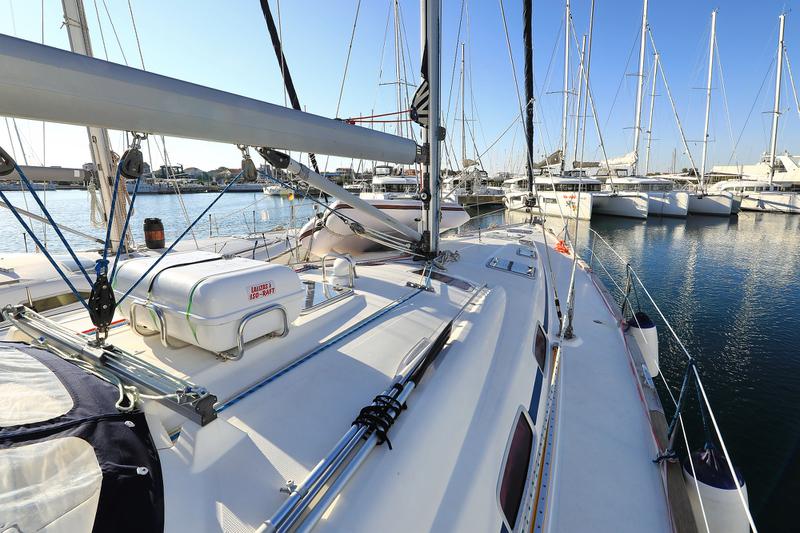 Book yachts online - sailboat - Bavaria 50 - MUSKAT - rent