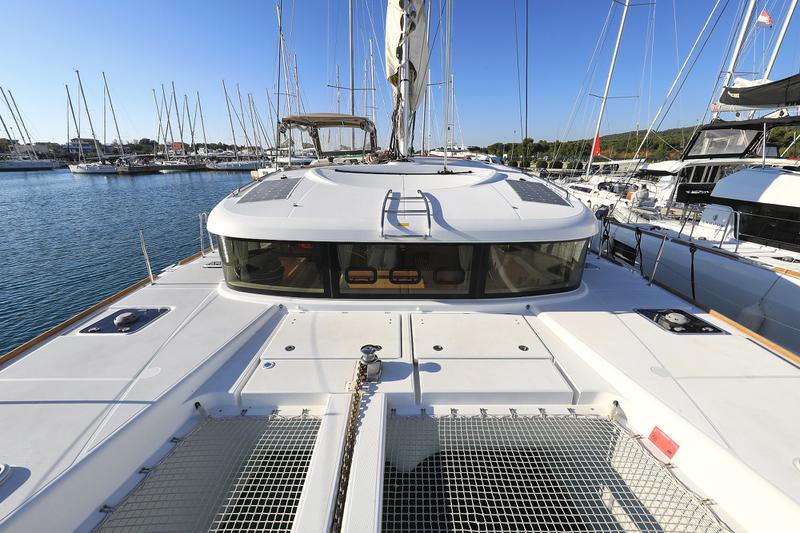 Book yachts online - catamaran - Lagoon 39 - PULPO - rent
